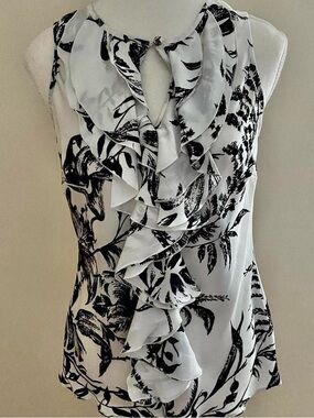 Violet & Claire Black and White Printed Blouse